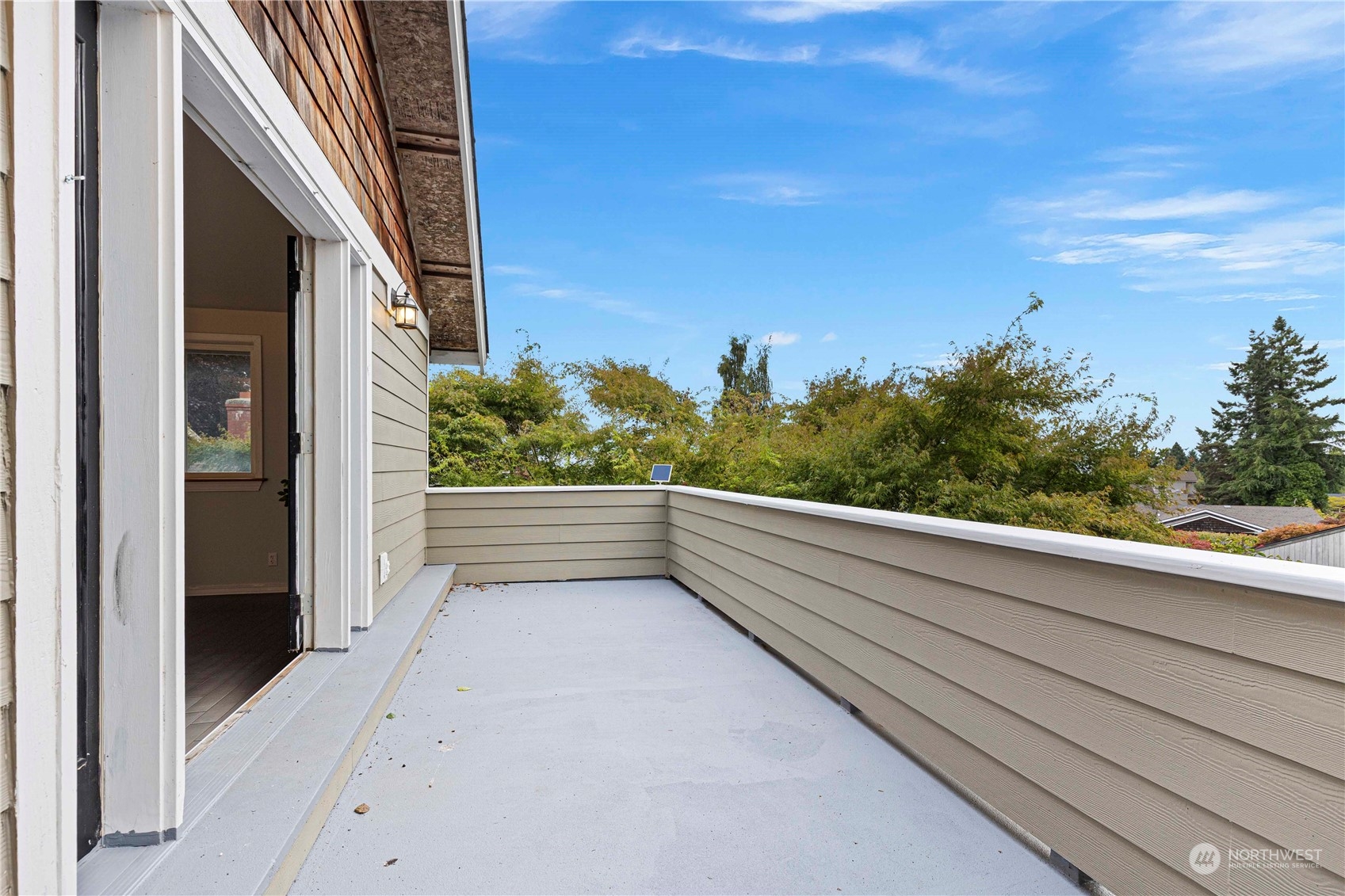 400 Park Place Everett, WA 98203 - Photo 28 of 40 a view of balcony