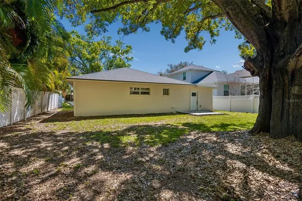 $879,000 | 5207 West Cleveland Street, Tampa, FL 33609