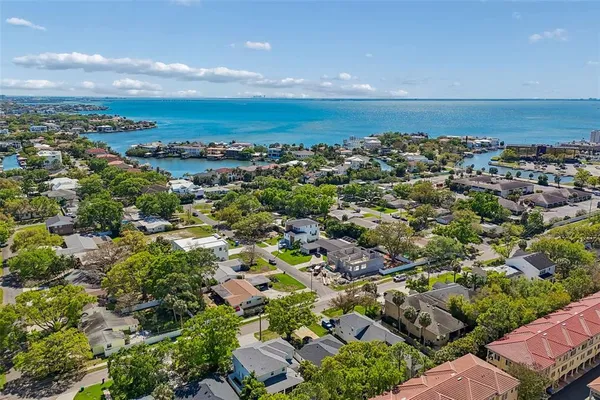 $879,000 | 5207 West Cleveland Street, Tampa, FL 33609