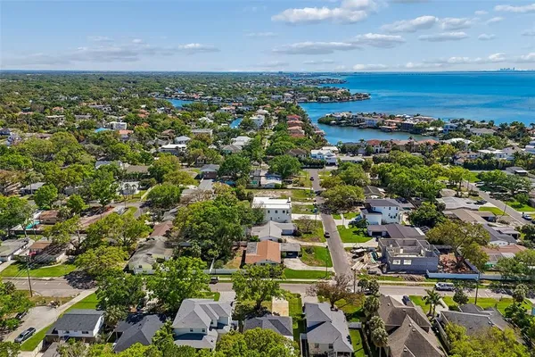 $879,000 | 5207 West Cleveland Street, Tampa, FL 33609