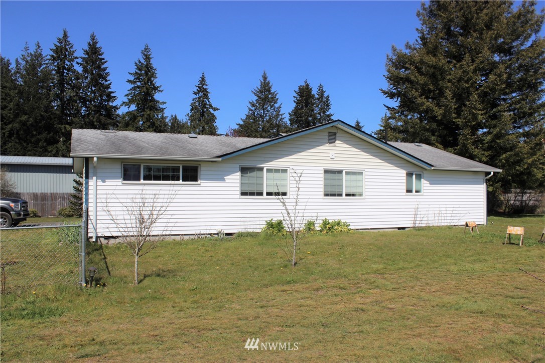 8431 176th Avenue Southwest Rochester, WA 98579 - Photo 2 of 31