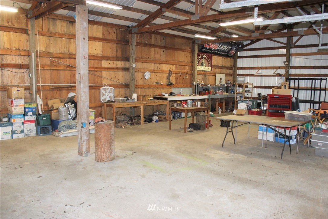 8431 176th Avenue Southwest Rochester, WA 98579 - Photo 13 of 31