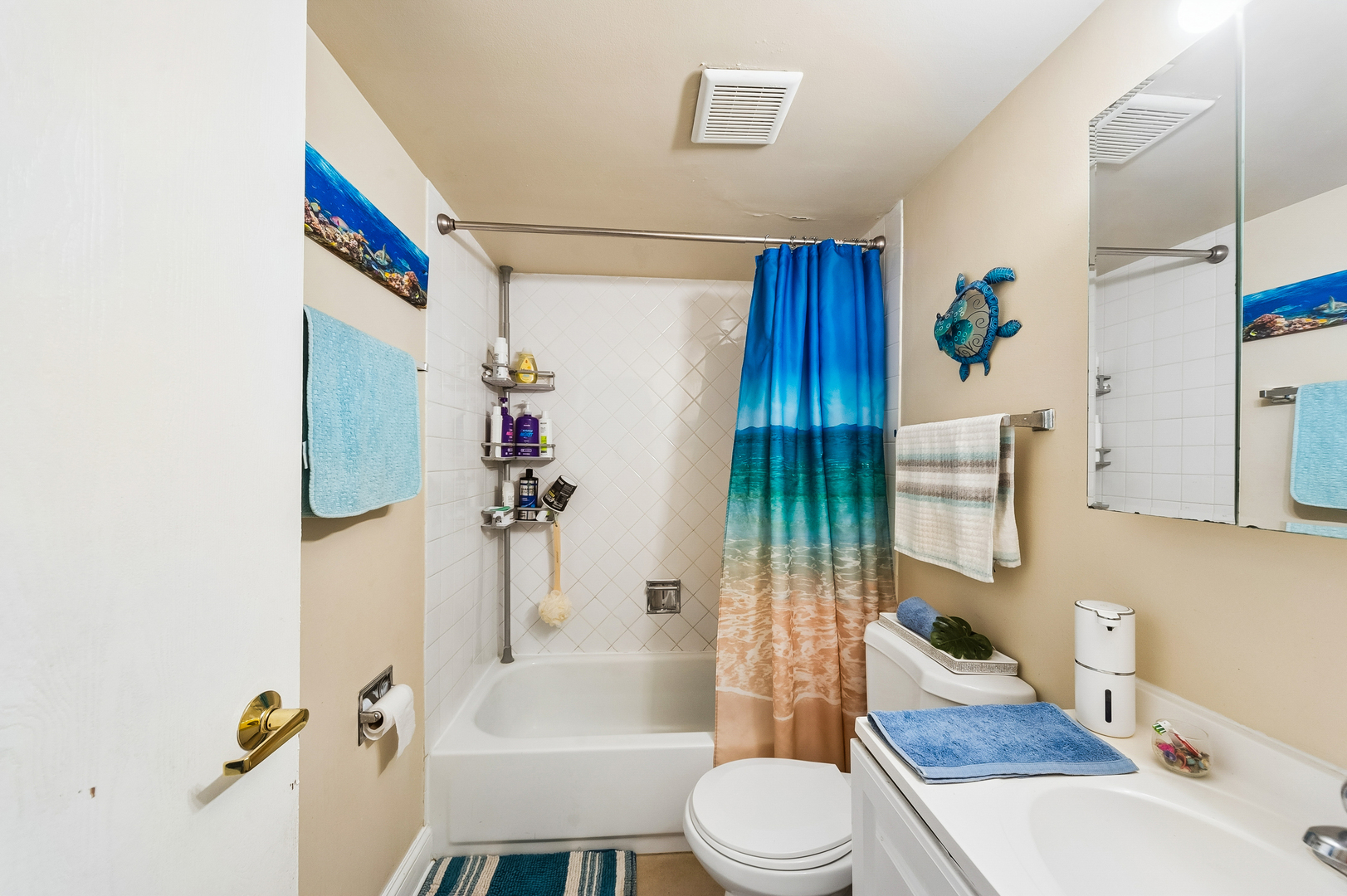 10337 B Dearlove Road Glenview, IL 60025 - Photo 21 of 25 Gallery Image 21