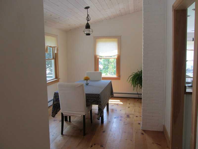 20 Hammond Road Damariscotta, ME 04543 - Photo 23 of 25 Dining Room. Great morning sun...