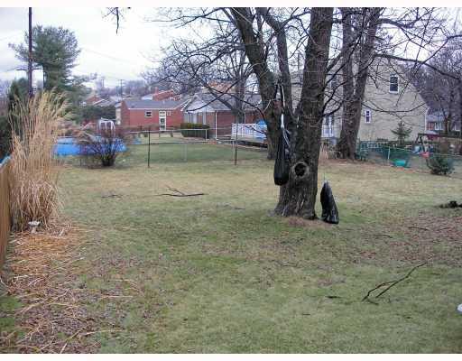 5118 McAnulty Road Baldwin, PA 15236 - Photo 2 of 8 Yard/Garden.