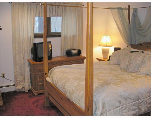 5118 McAnulty Road Baldwin, PA 15236 - Photo 7 of 8 Master Bedroom.