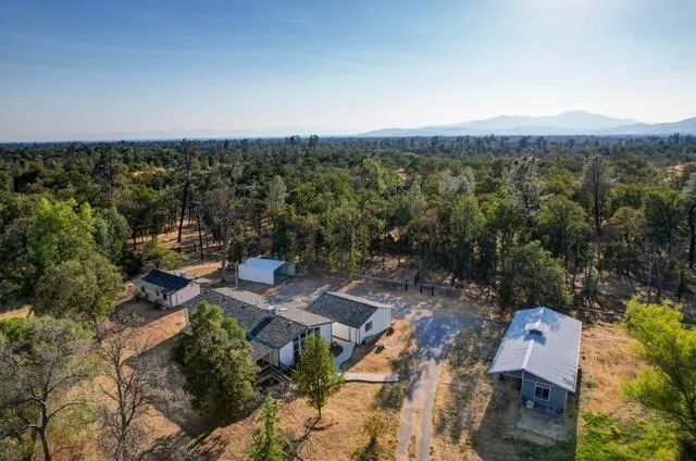 $369,000 | 21533 Anron Lane, Redding, CA 96003