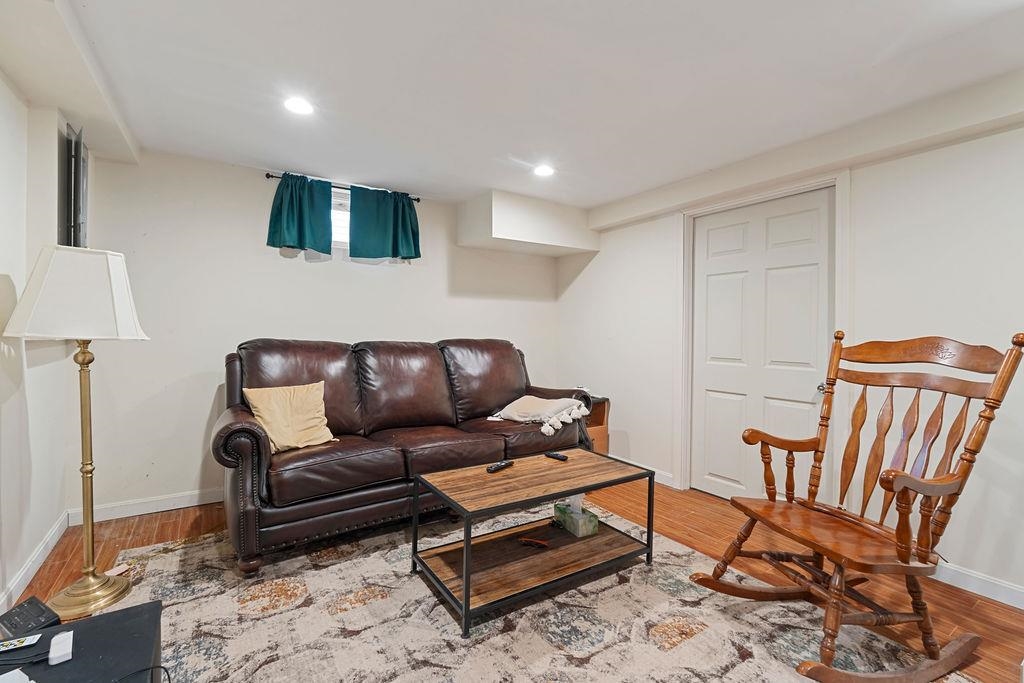 36 Wilson Road Portsmouth, NH 03801 - Photo 27 of 39