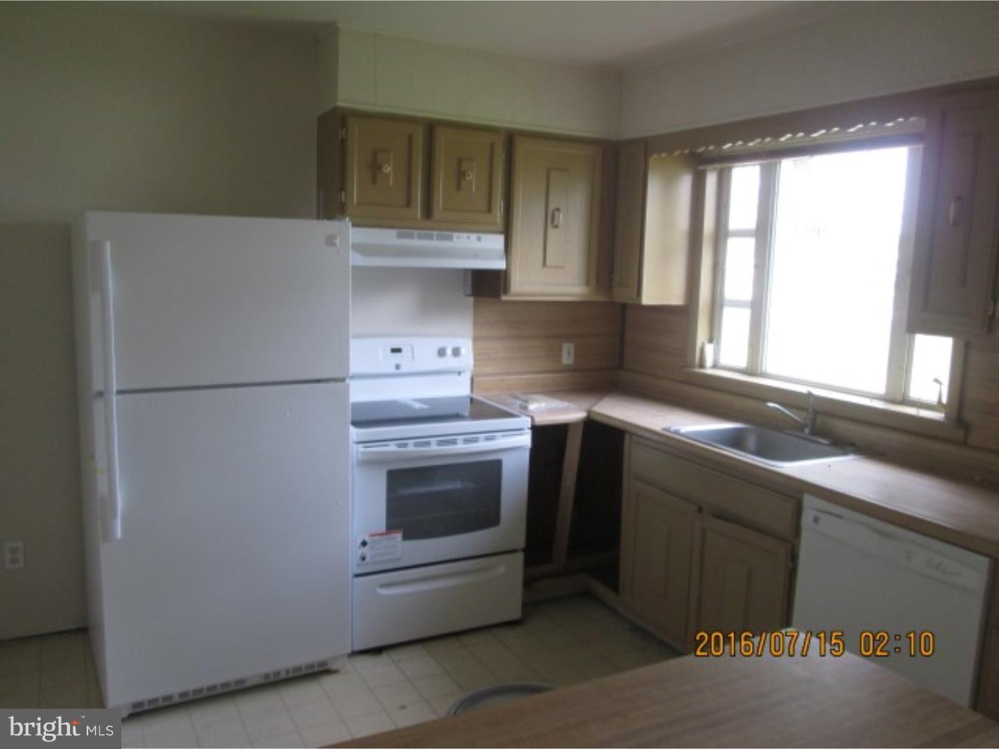 1229 Colson Road Woodlyn, PA 19094 - Photo 4 of 9 Kitchen