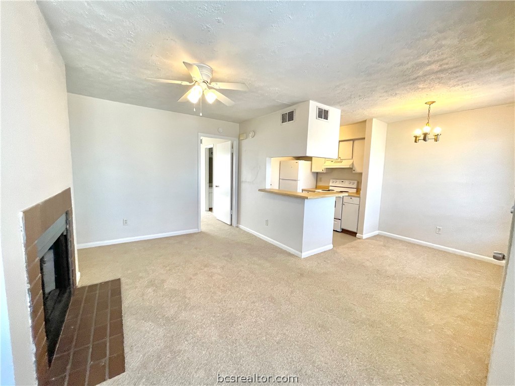 4441 Old College Road, Unit 2206 Bryan, TX 77801 - Photo 2 of 16