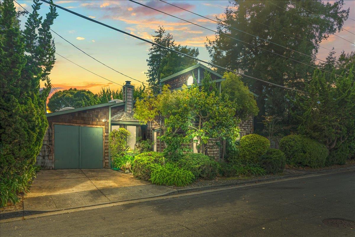 114 Sutphen Street Santa Cruz, CA 95060 - Photo 4 of 37 Gallery Image 4