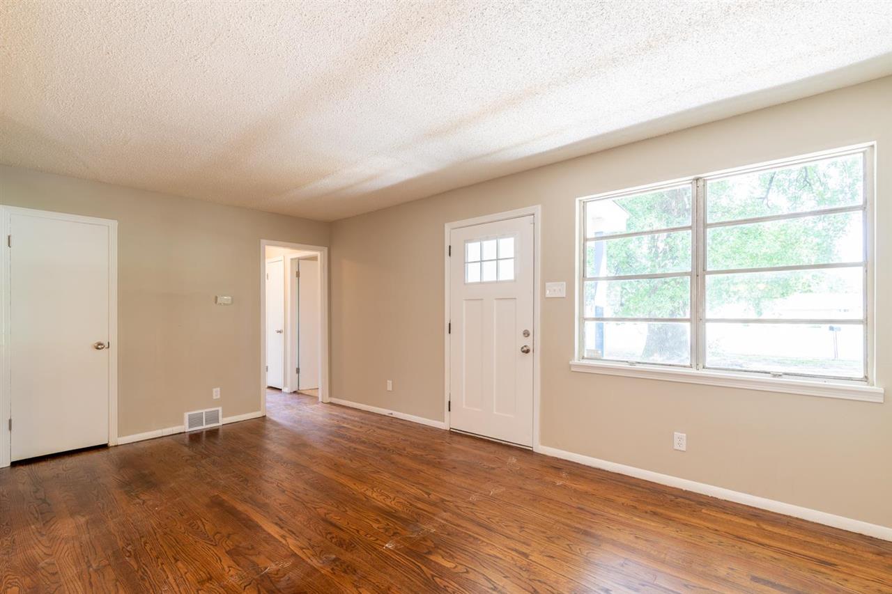 5425 Millbranch Road Memphis, TN 38116 - Photo 9 of 23 Gallery Image 9
