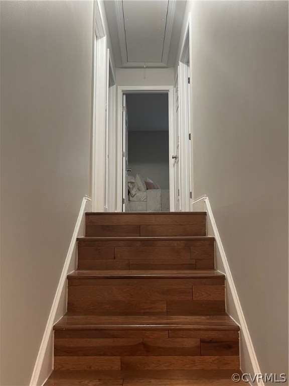 10002 Timber Road Henrico, VA 23228 - Photo 14 of 40 Stairway leading upstairs