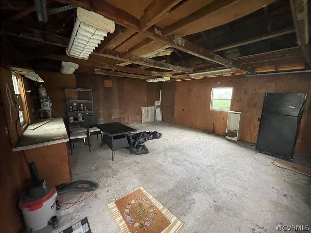 10002 Timber Road Henrico, VA 23228 - Photo 32 of 40 Inside the garage