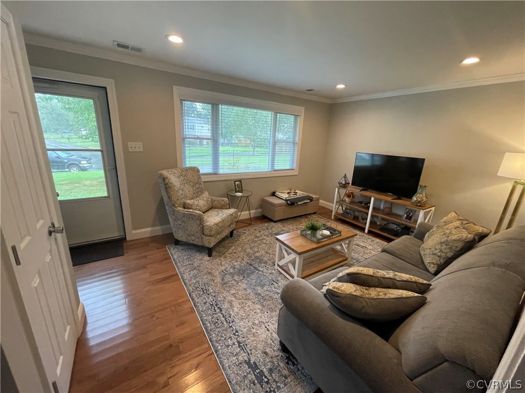 10002 Timber Road Henrico, VA 23228 - Photo 6 of 40 Gallery Image 6