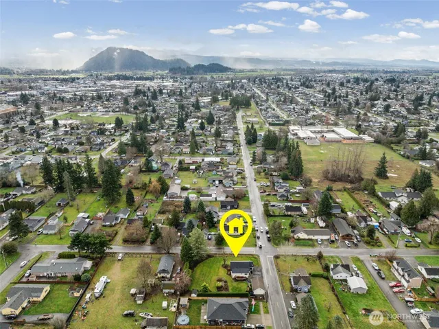 $650,000 | 43128 260th Avenue Southeast, Enumclaw, WA 98022