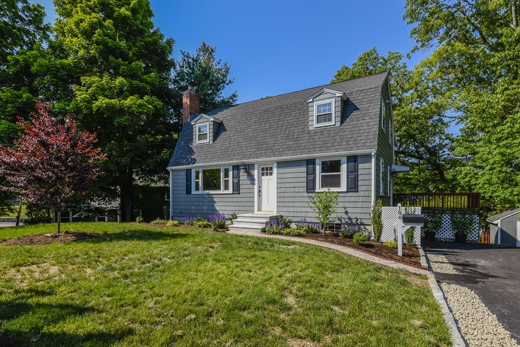 184 Vincent Road Dedham, MA 02026 - Photo 1 of 29 Gallery Image 1