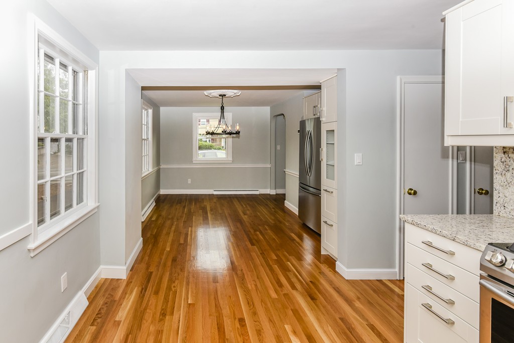 184 Vincent Road Dedham, MA 02026 - Photo 10 of 29 Gallery Image 10
