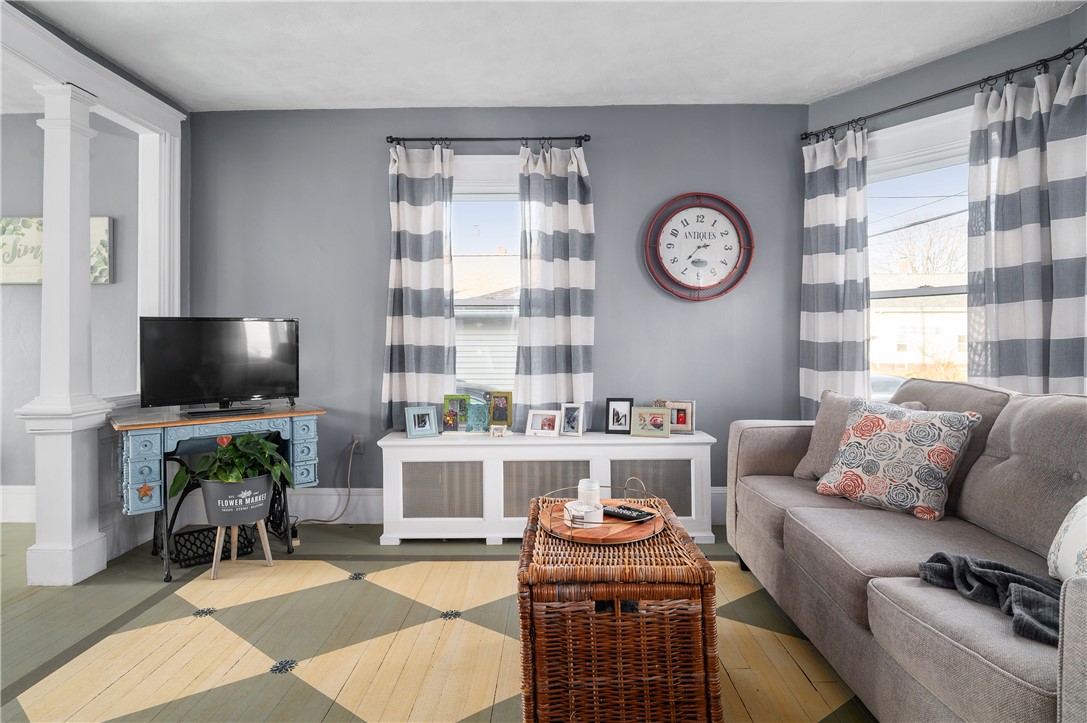 36 England Street Cumberland, RI 02864 - Photo 12 of 39