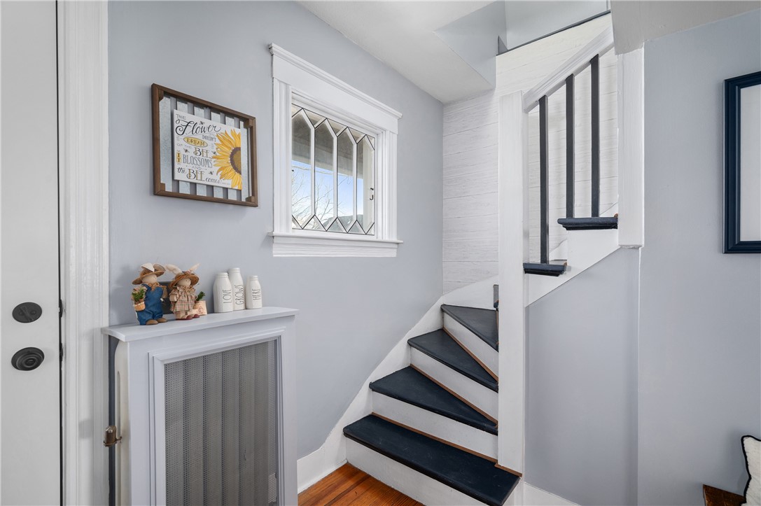 36 England Street Cumberland, RI 02864 - Photo 18 of 39