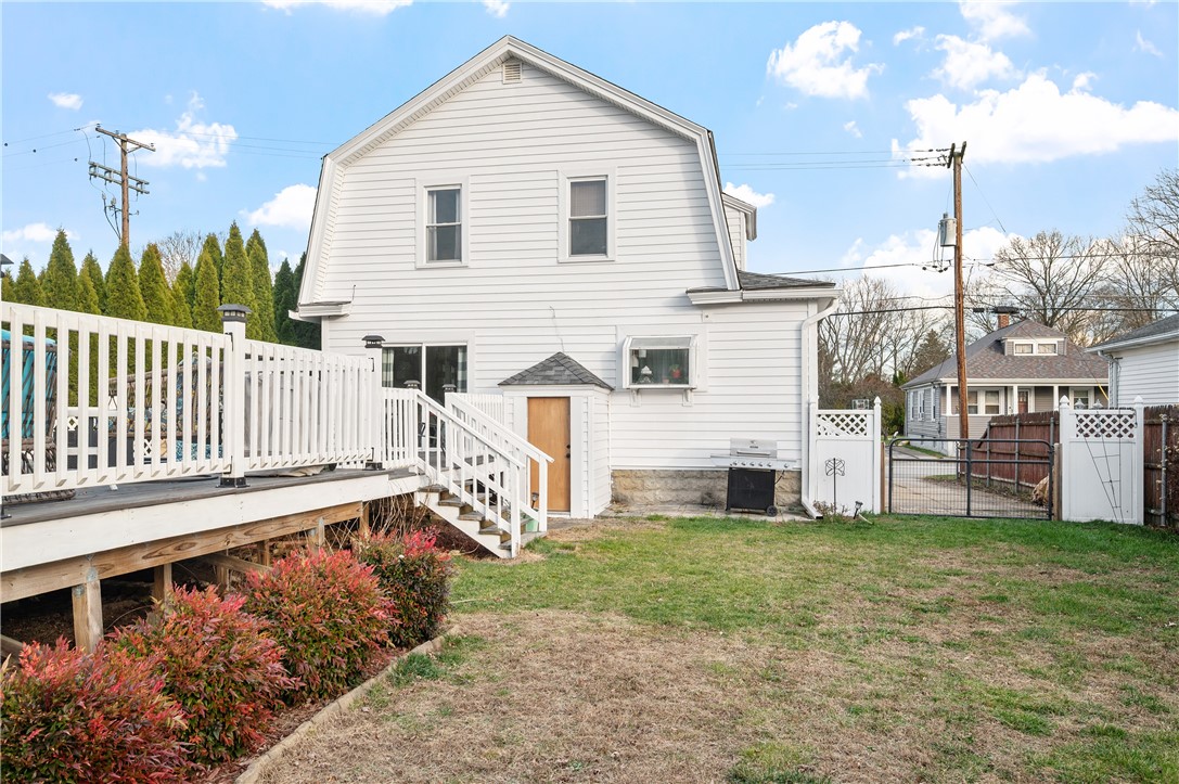 36 England Street Cumberland, RI 02864 - Photo 35 of 39