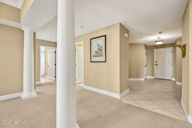 a view of empty room with window