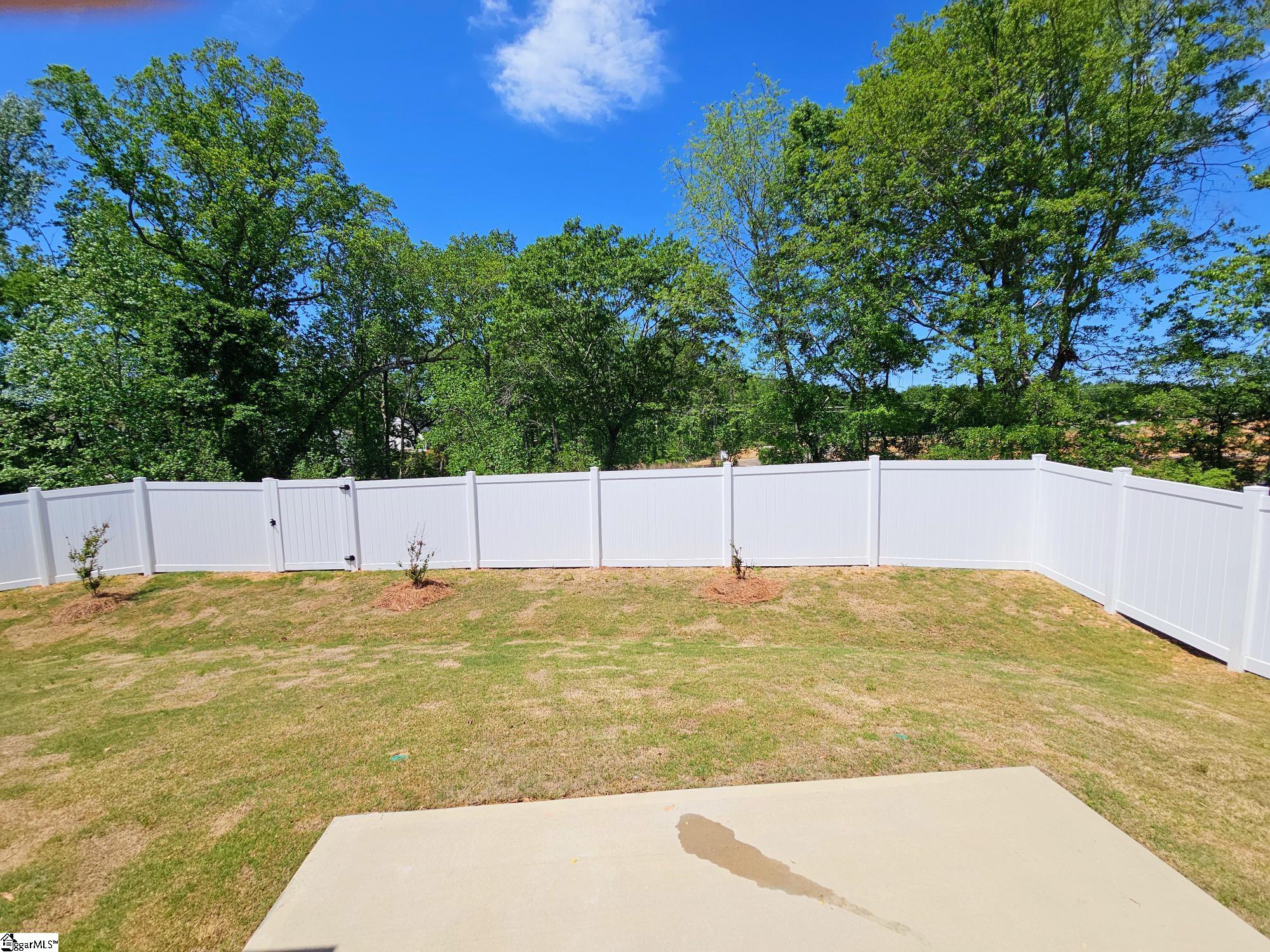 652 Columbus Circle Simpsonville, SC 29680 - Photo 2 of 24