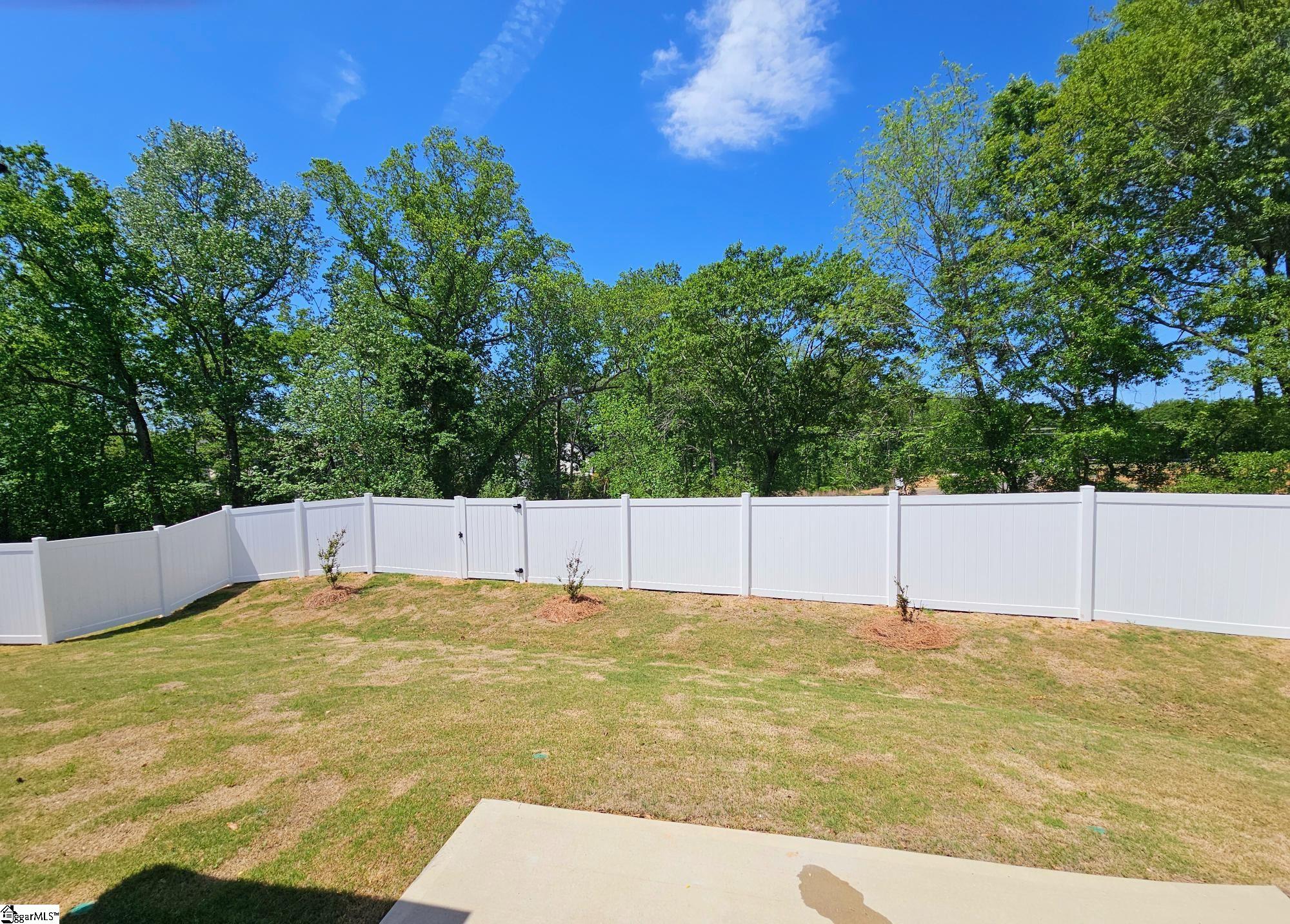 652 Columbus Circle Simpsonville, SC 29680 - Photo 3 of 24