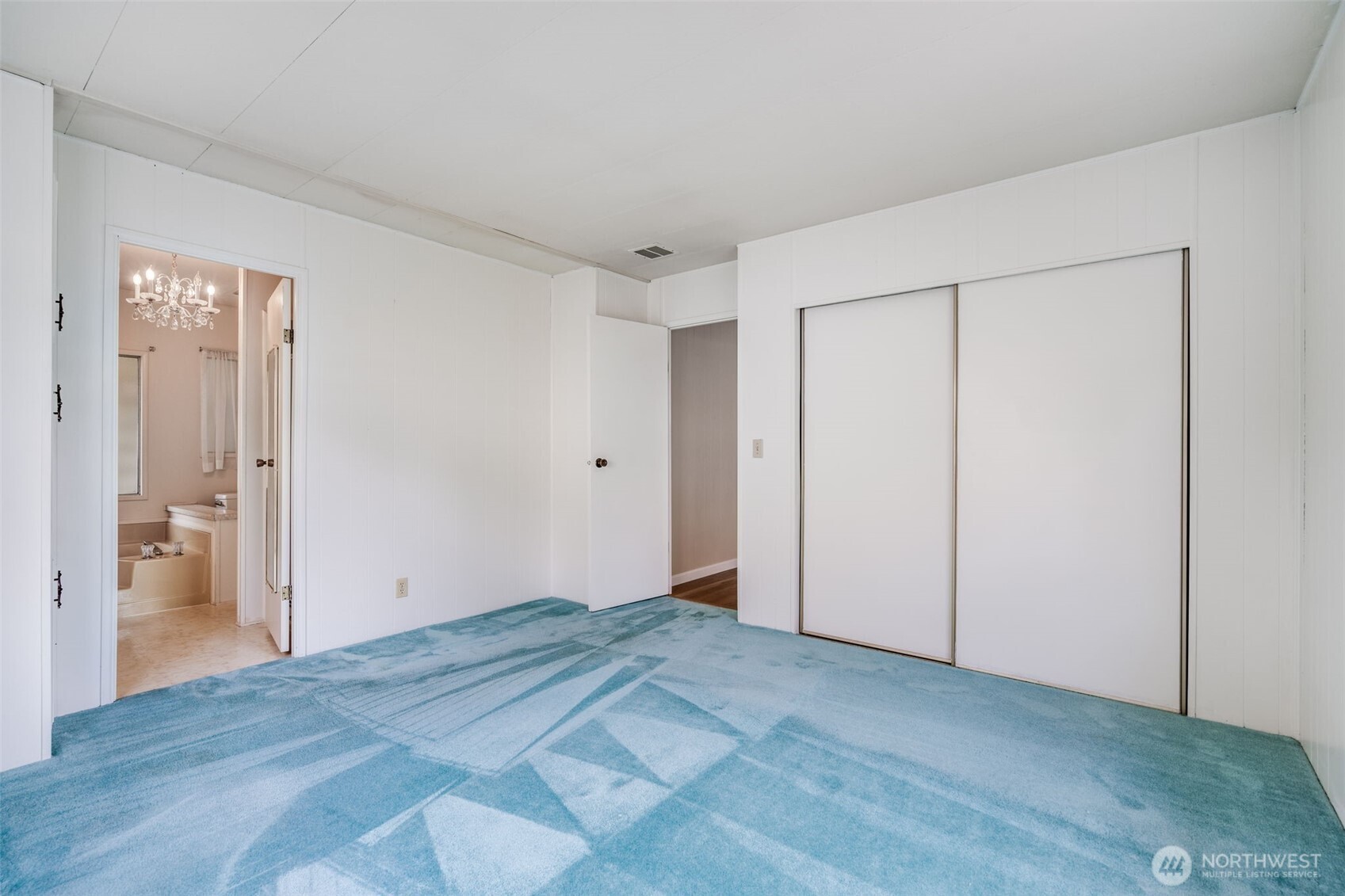 201 Union Avenue Southeast, Unit 111 Renton, WA 98059 - Photo 17 of 40 a view of an empty room