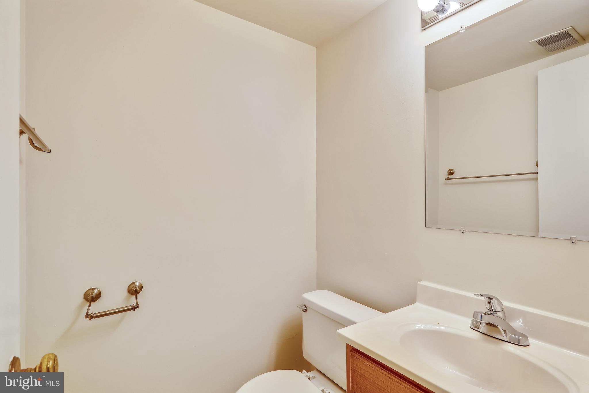 10600 Georgia Avenue Silver Spring, MD 20902 - Photo 36 of 44 Lower level powder room