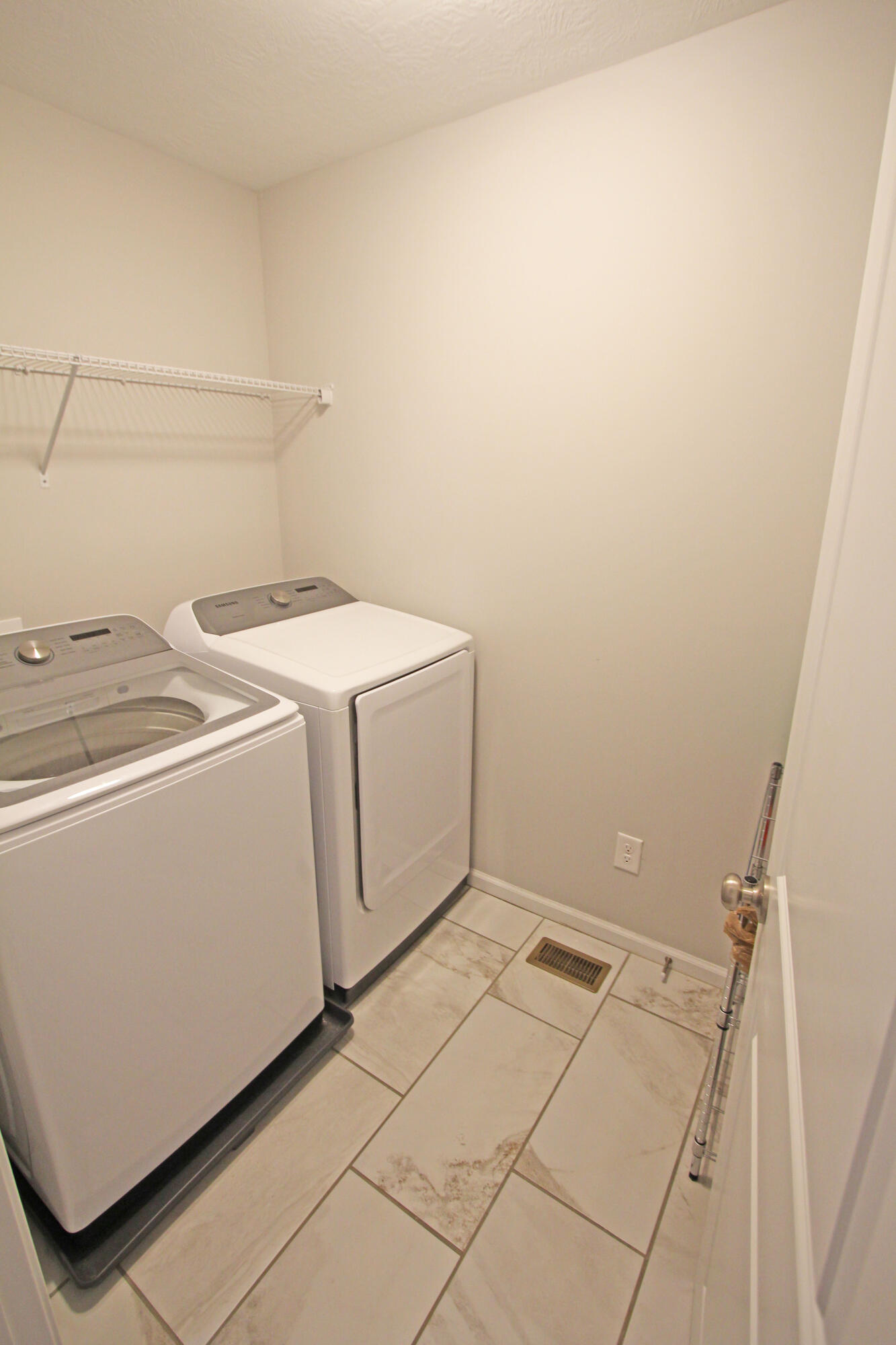 419 Longmeadow Drive Grovetown, GA 30813 - Photo 14 of 19 Laundry Room
