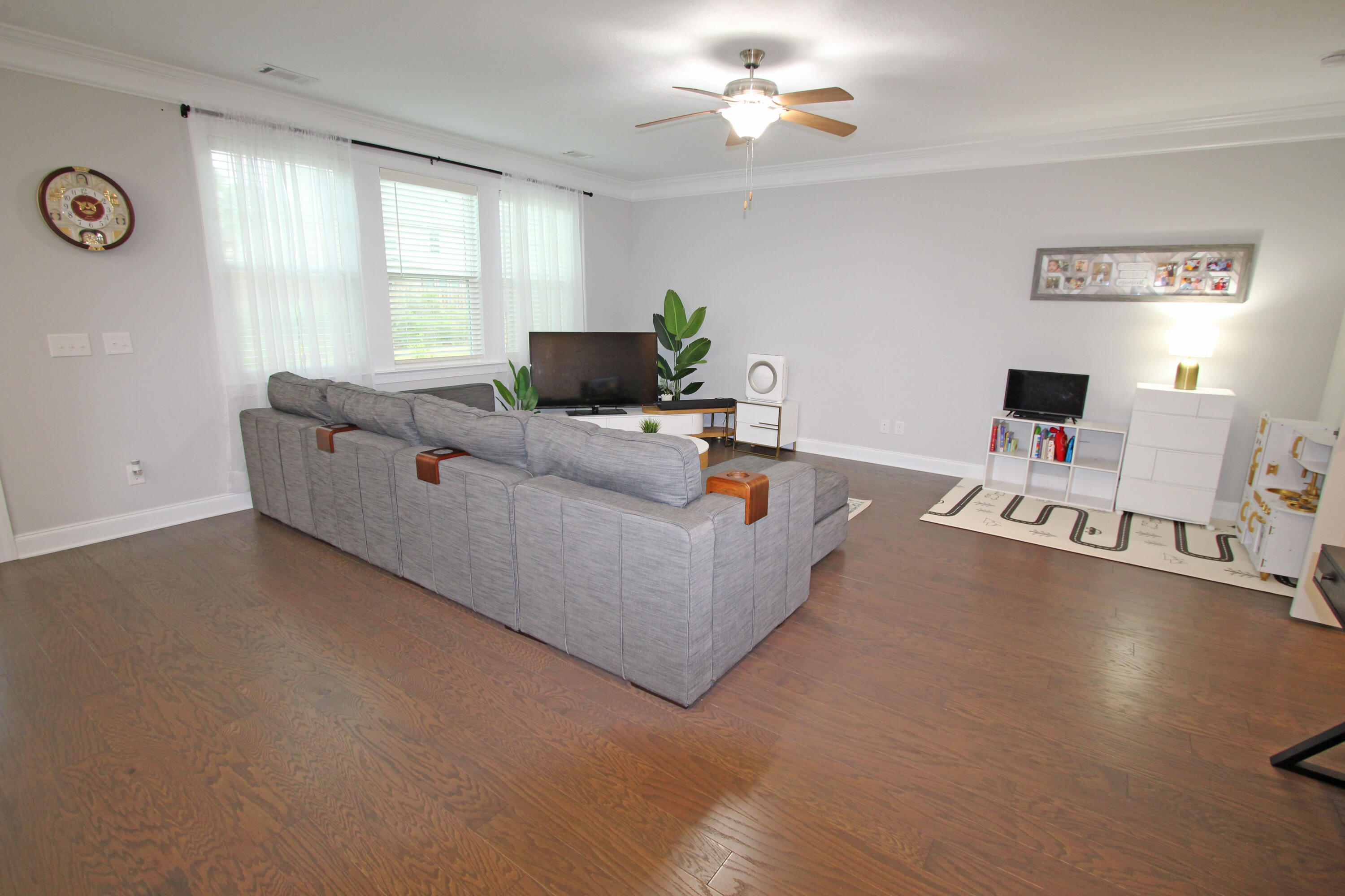 419 Longmeadow Drive Grovetown, GA 30813 - Photo 3 of 19 Living Room