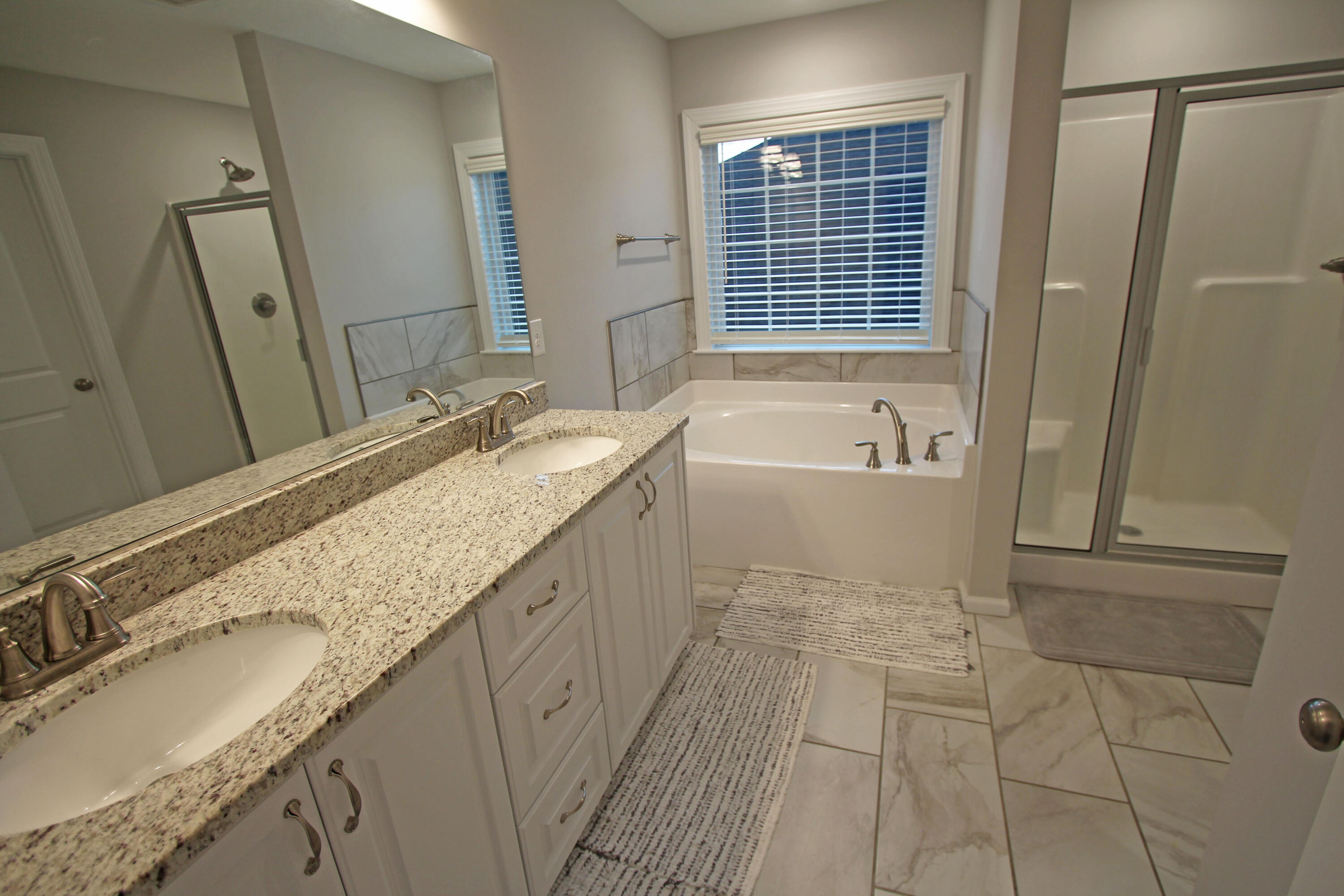 419 Longmeadow Drive Grovetown, GA 30813 - Photo 8 of 19 Master Bathroom