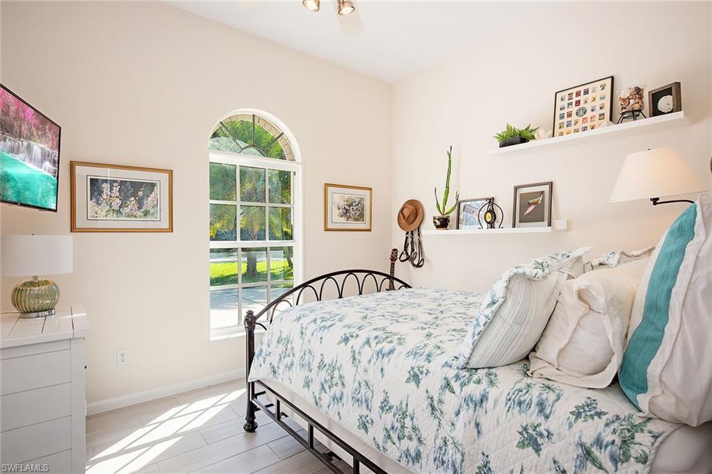 6572 Chestnut Circle Naples, FL 34109 - Photo 10 of 19