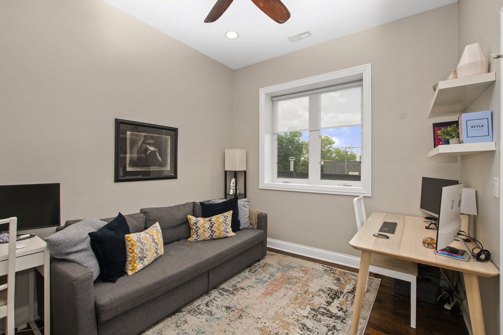 2012 West Erie Street, Unit 3W Chicago, IL 60612 - Photo 16 of 20