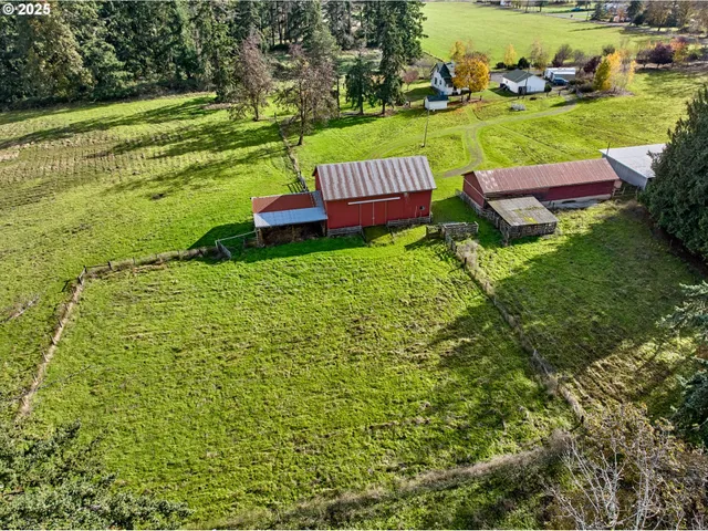 $1,200,000 | 13595 South Warrick Road, Molalla, OR 97038