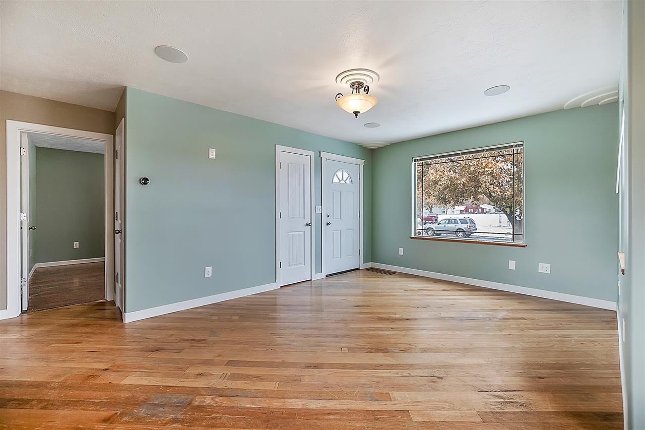508 East Elm Road Spokane, WA 99218 - Photo 5 of 20 Gallery Image 5
