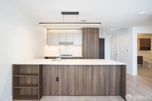 $6,100 | 280 Spear Street, Unit 28F, San Francisco, CA 94105
