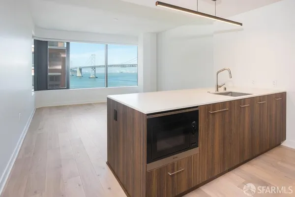 $6,100 | 280 Spear Street, Unit 28F, San Francisco, CA 94105