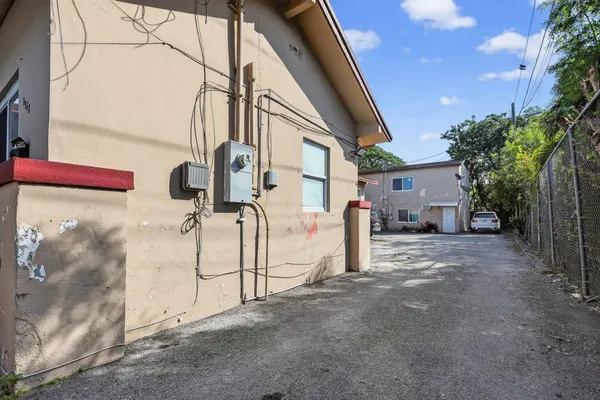 $999,000 | 2168 Northwest 28th Street, Miami, FL 33142