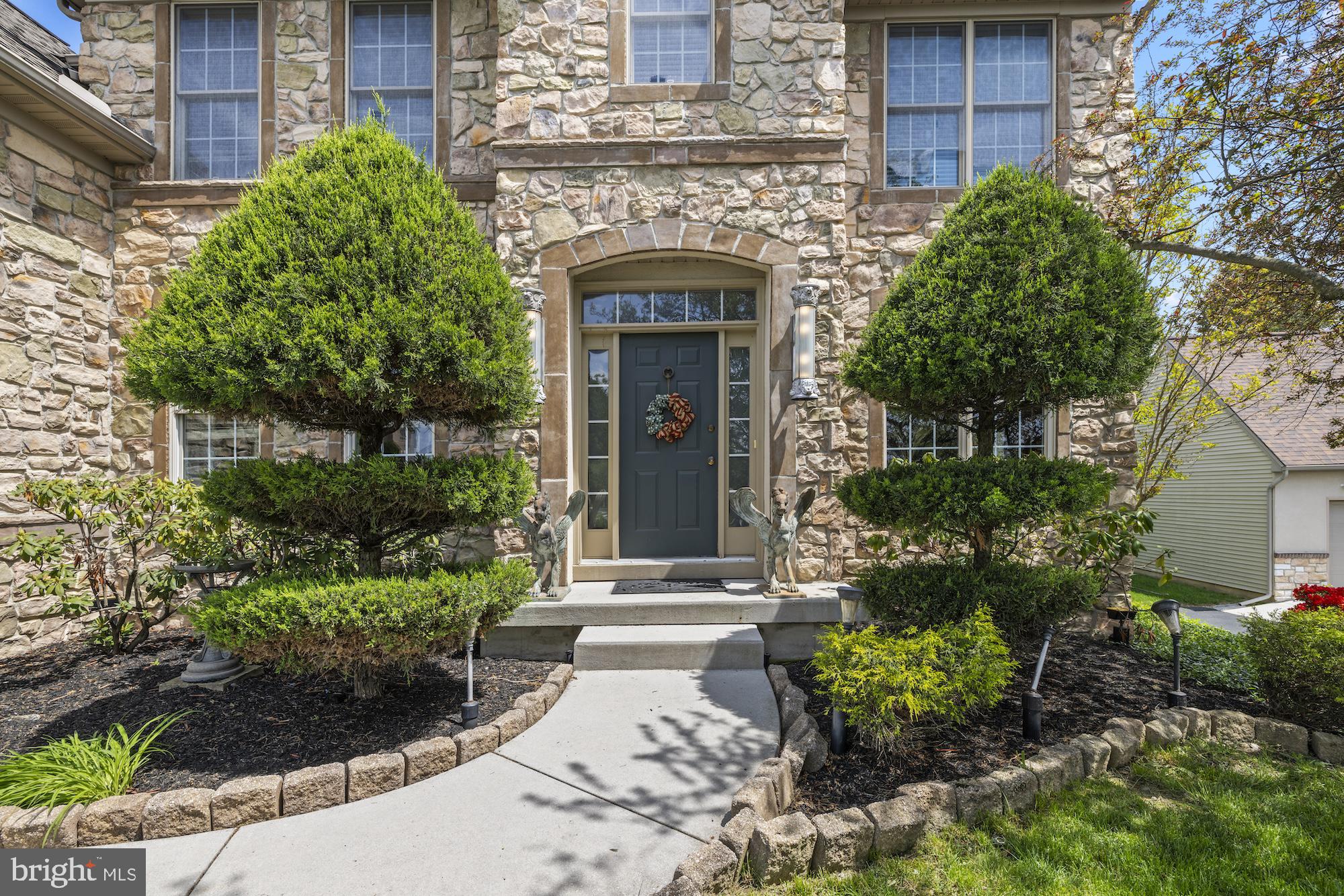 1070 Windsor Road Mechanicsburg, PA 17050 - Photo 3 of 79