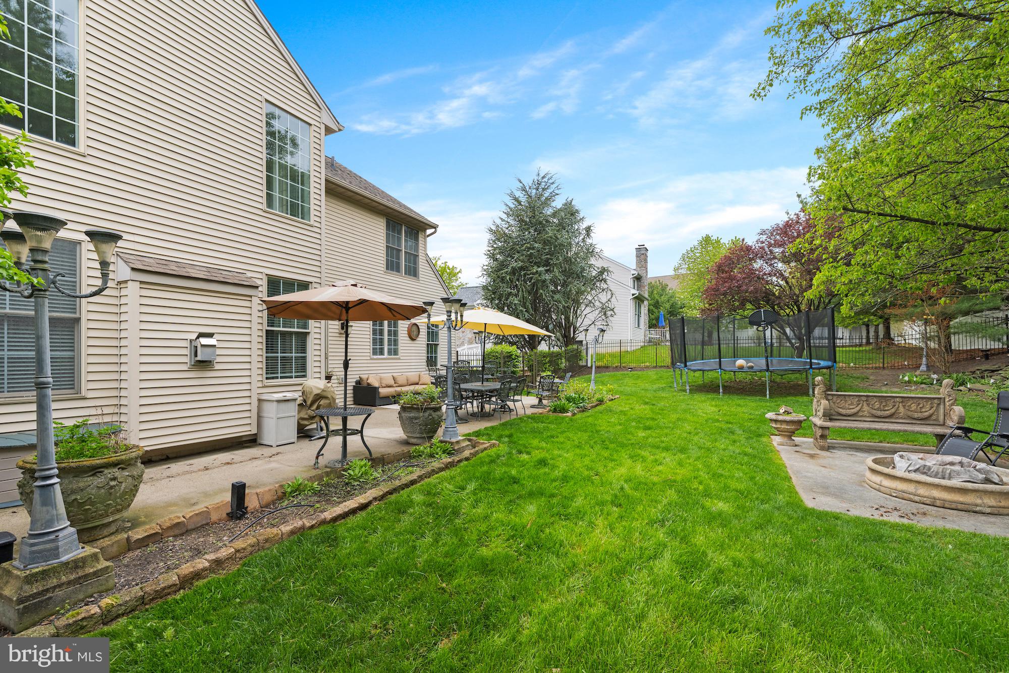 1070 Windsor Road Mechanicsburg, PA 17050 - Photo 9 of 79