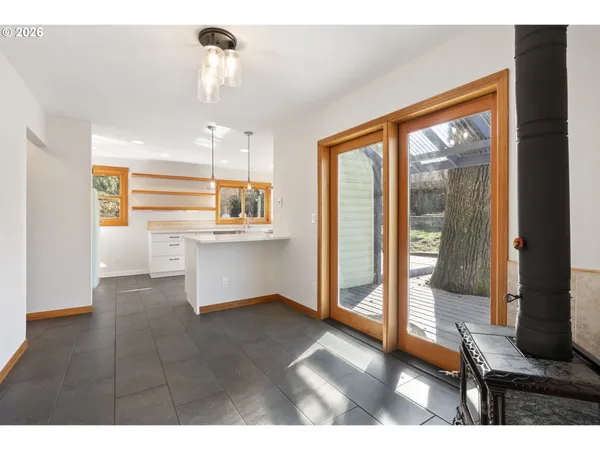 $845,000 | 3225 Thomsen Road, Hood River, OR 97031