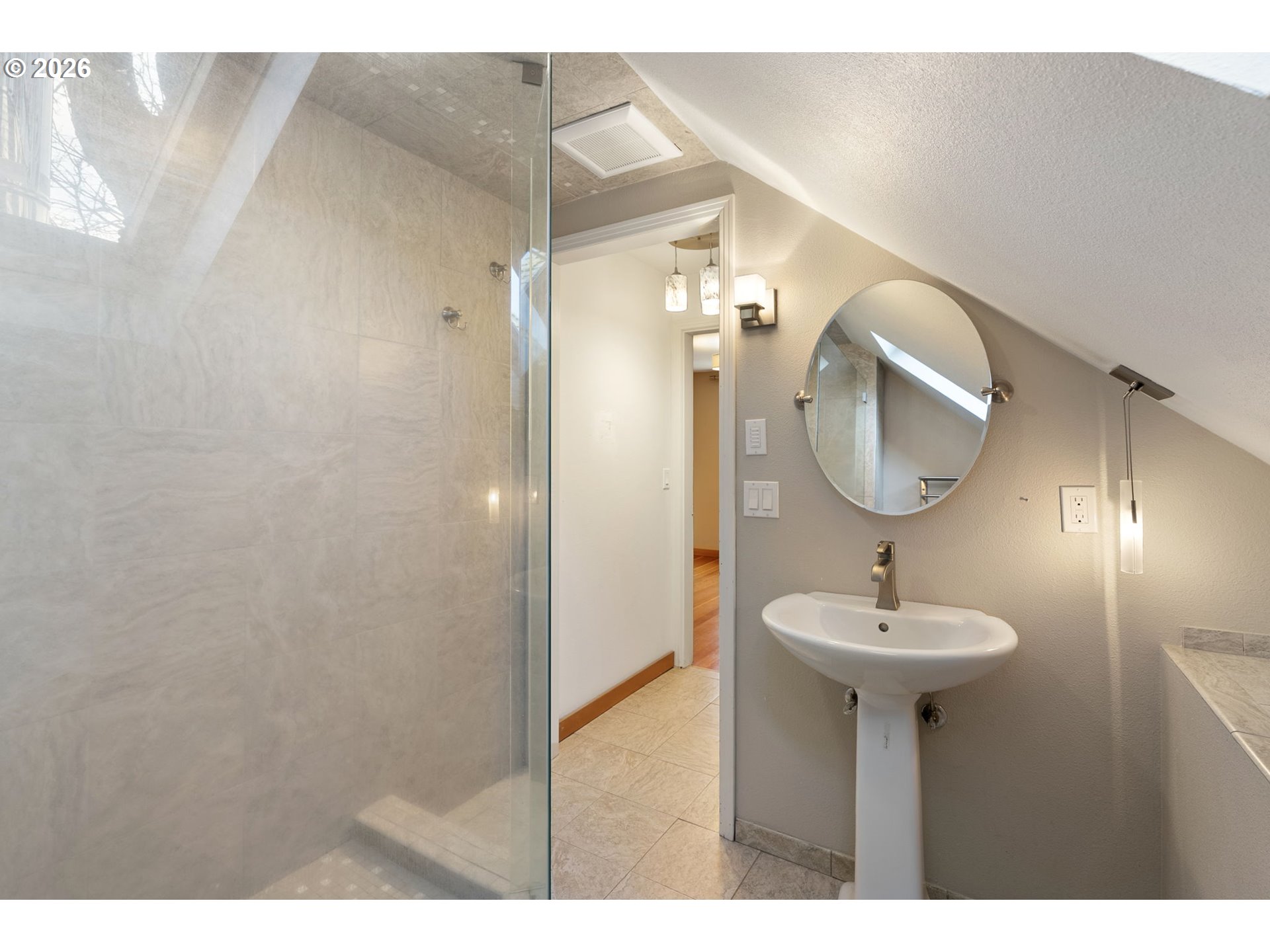 3225 Thomsen Road Hood River, OR 97031 - Photo 32 of 48