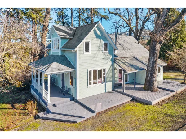 $845,000 | 3225 Thomsen Road, Hood River, OR 97031