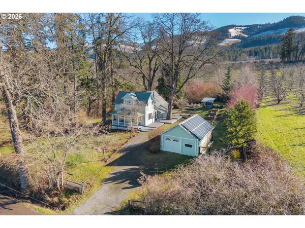 $845,000 | 3225 Thomsen Road, Hood River, OR 97031