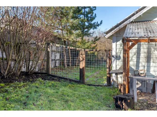 $845,000 | 3225 Thomsen Road, Hood River, OR 97031