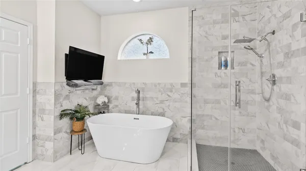 $440,000 | 20214 Powerscourt Drive, Humble, TX 77346