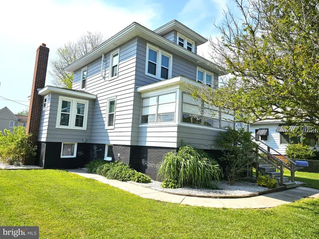 $1,700 | 407 Myrtle Street, Crisfield, MD 21817