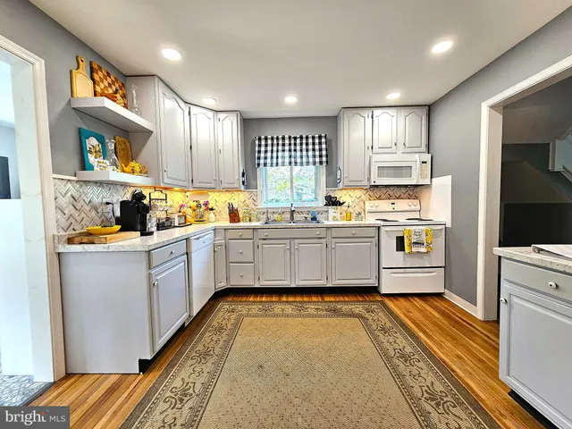 $1,700 | 407 Myrtle Street, Crisfield, MD 21817